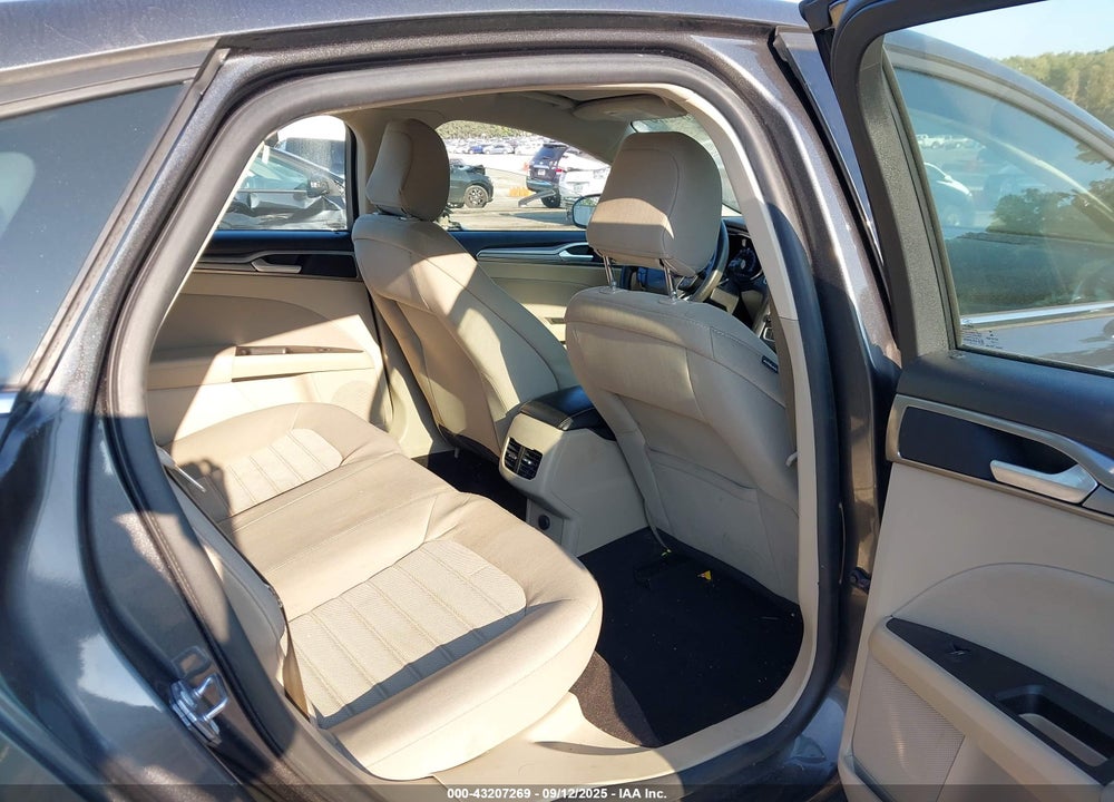 2020 FORD FUSION VIN: 3FA6P0LU2LR213076