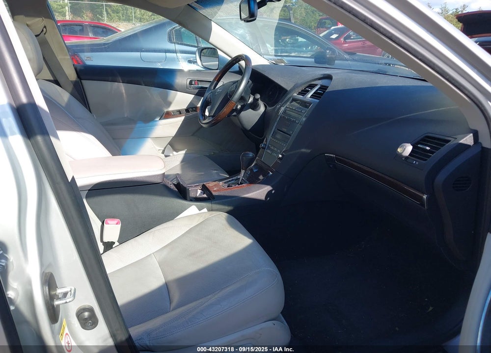 2011 LEXUS ES 350 VIN: JTHBK1EG8B2464688