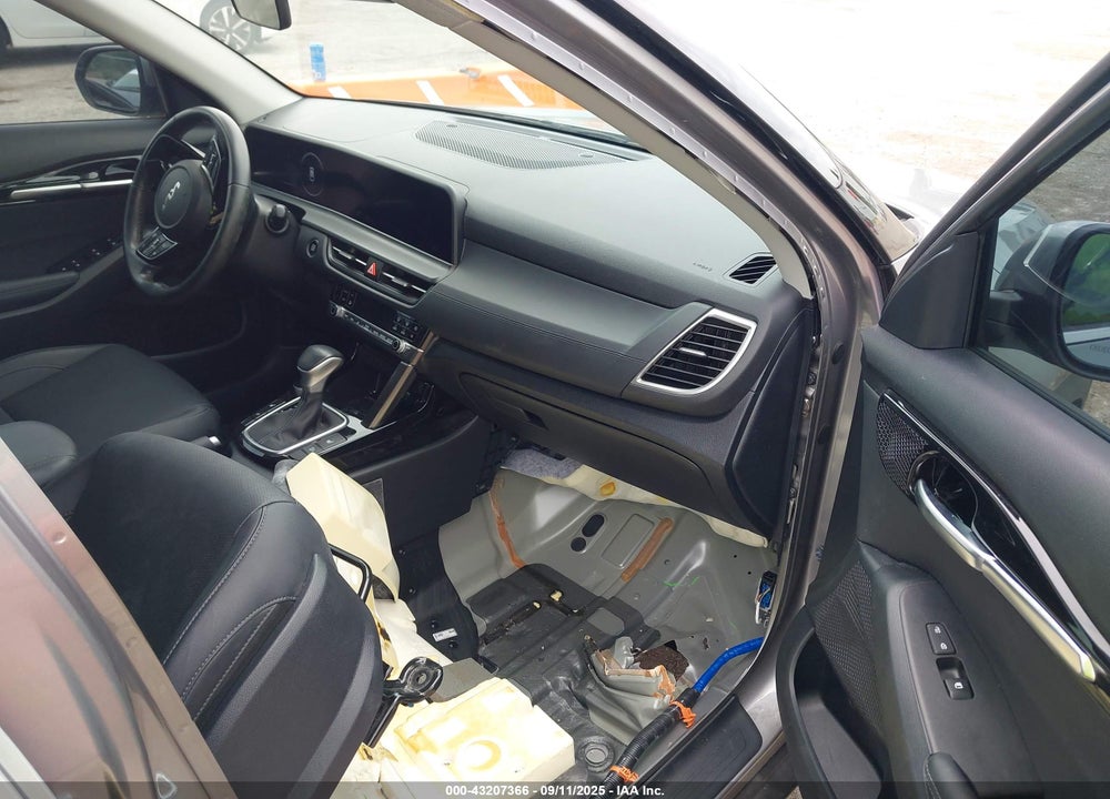 2024 KIA SELTOS VIN: KNDER2AA7R7500367