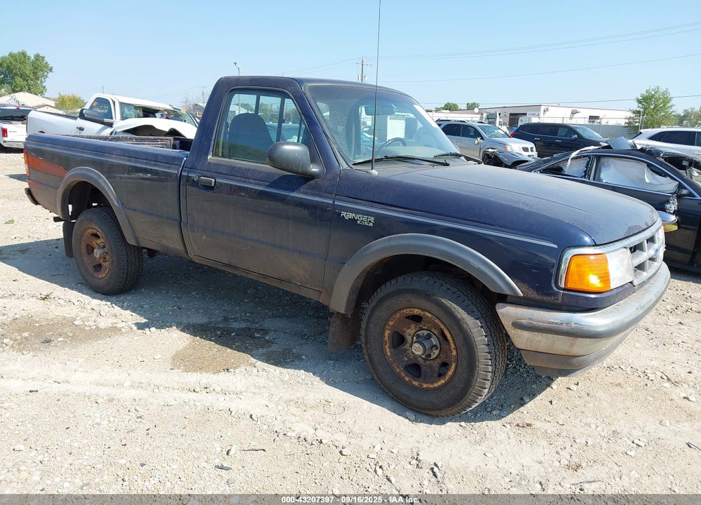 1994 FORD RANGER VIN: 1FTCR11U2RPA90816