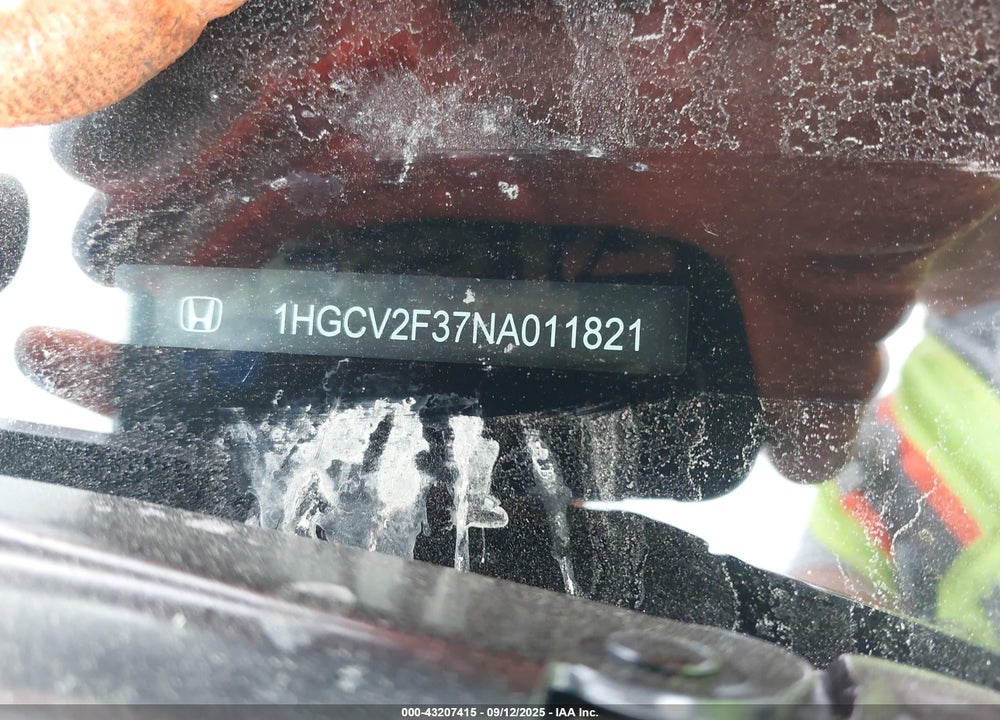 2022 HONDA ACCORD VIN: 1HGCV2F37NA011821