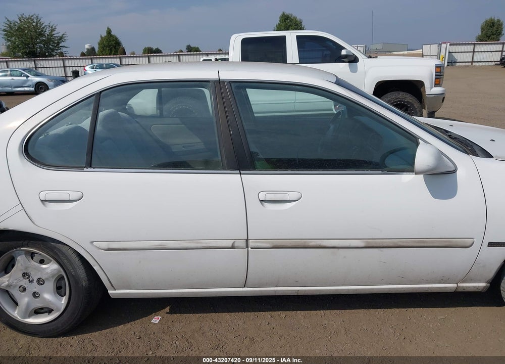 2001 NISSAN ALTIMA GXE VIN: 1N4DL01D21C171283