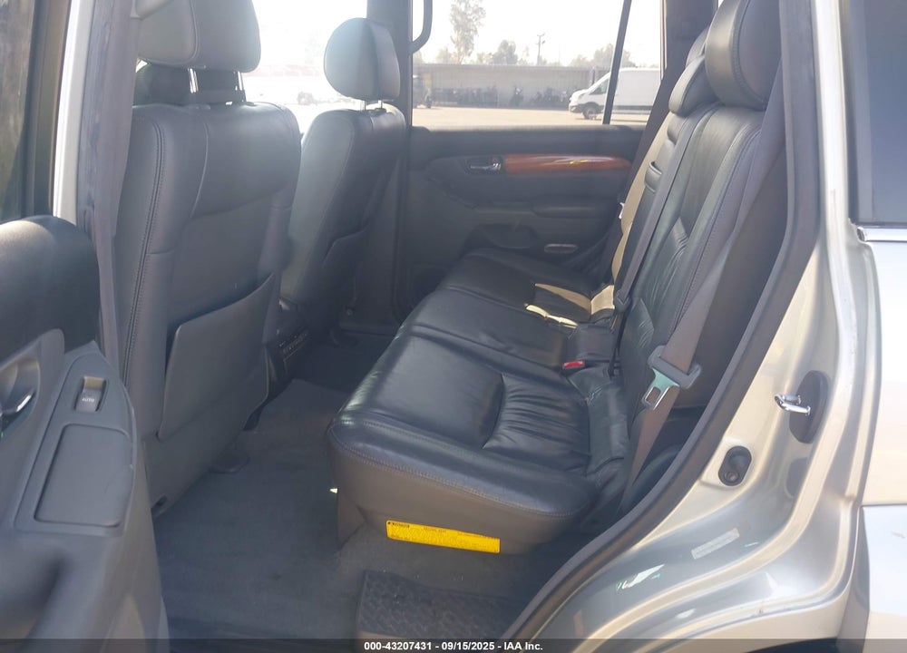 2004 LEXUS GX 470 VIN: JTJBT20X740033329