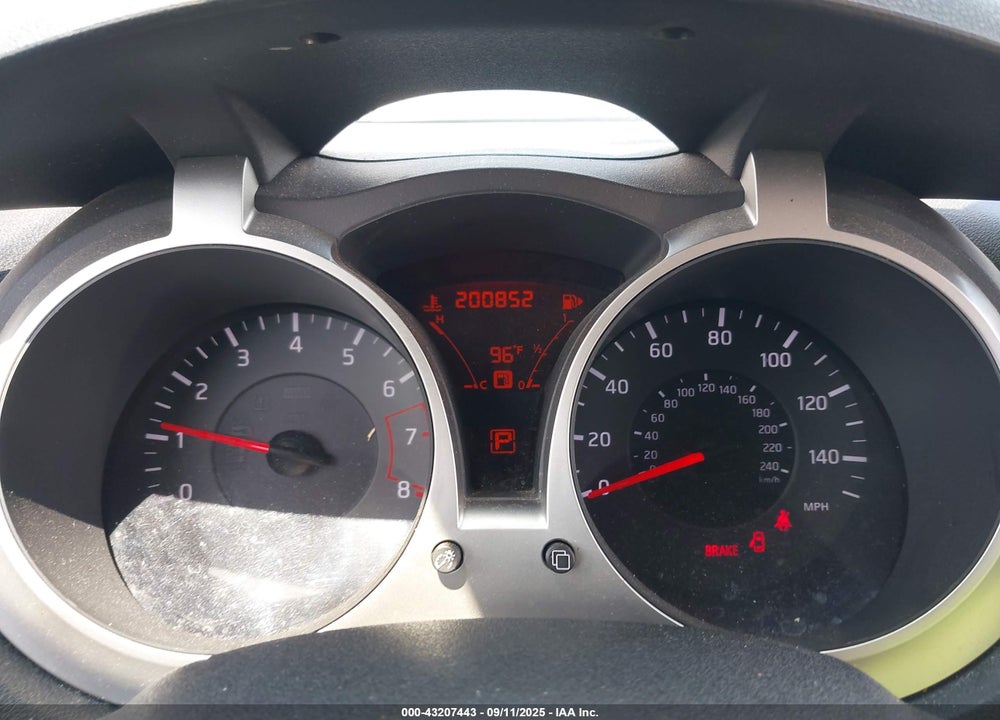 2011 NISSAN JUKE VIN: JN8AF5MV3BT010792