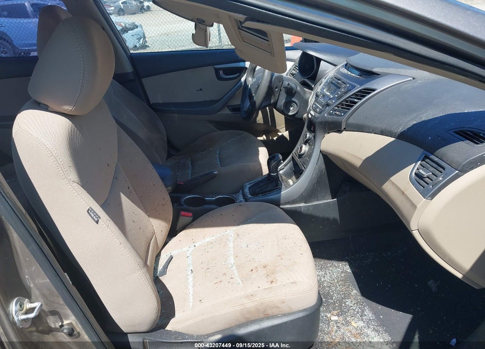2016 HYUNDAI ELANTRA SE VIN: 5NPDH4AE2GH776977