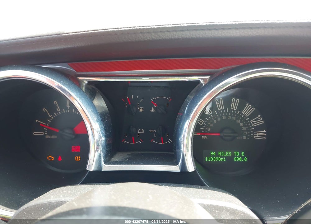 2008 FORD MUSTANG VIN: 1ZVHT82H685148435