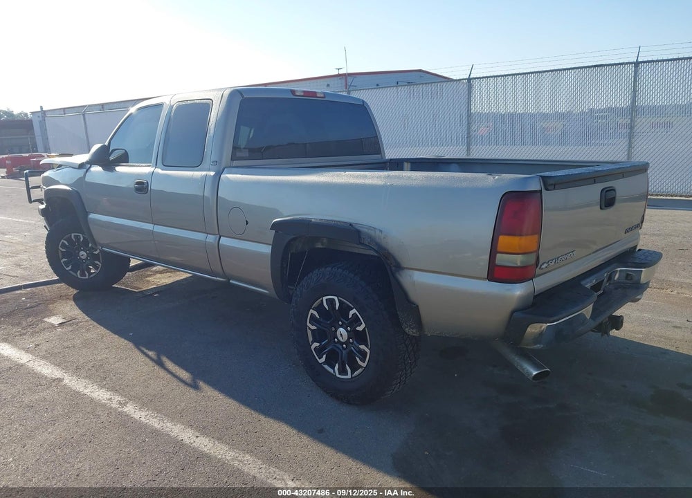 2006 CHEVROLET SILVERADO 1500 LS VIN: 1GCEK19B96Z138652