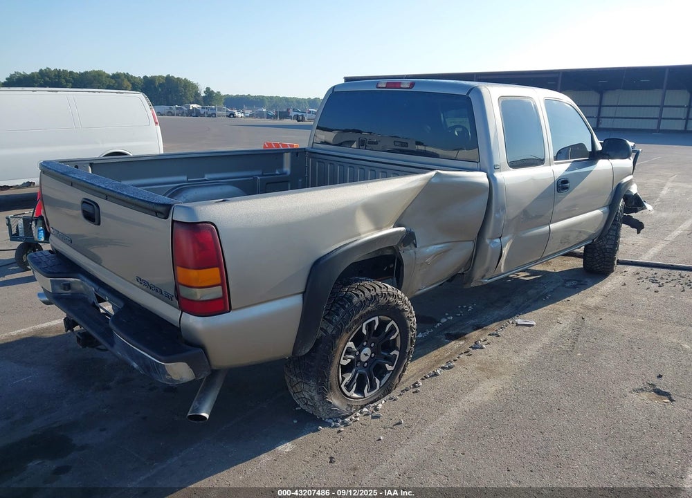 2006 CHEVROLET SILVERADO 1500 LS VIN: 1GCEK19B96Z138652