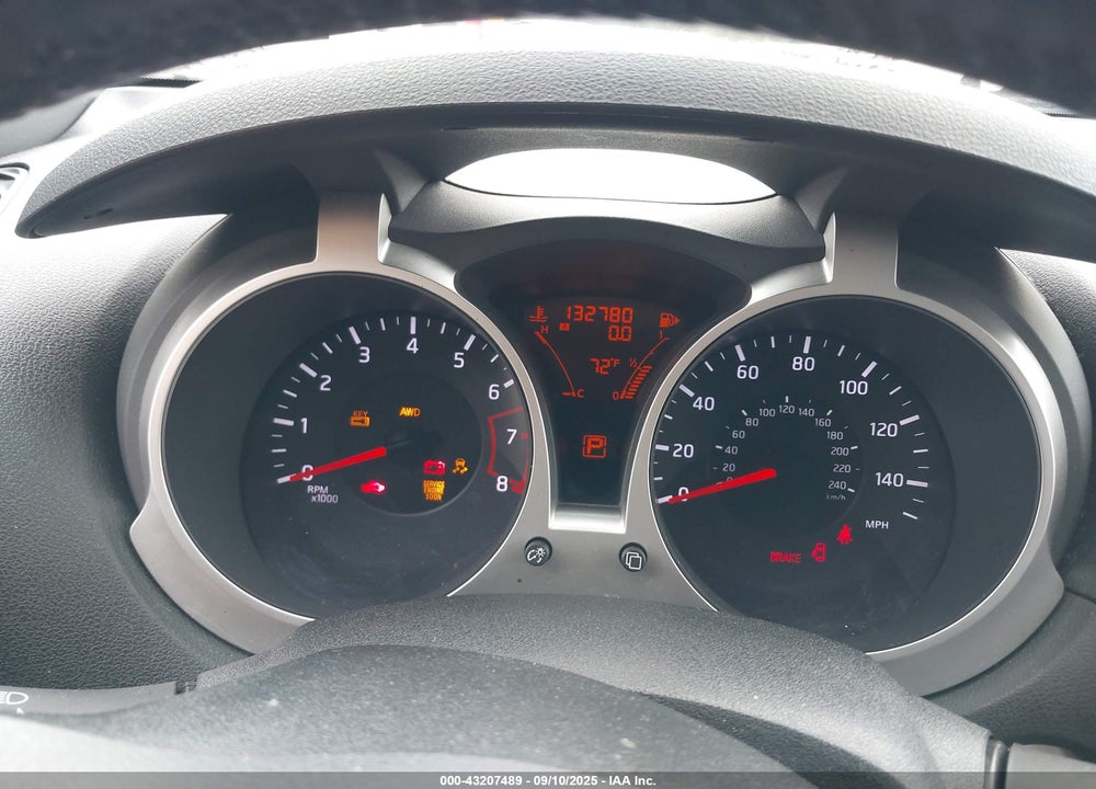 2011 NISSAN JUKE VIN: JN8AF5MV0BT016565