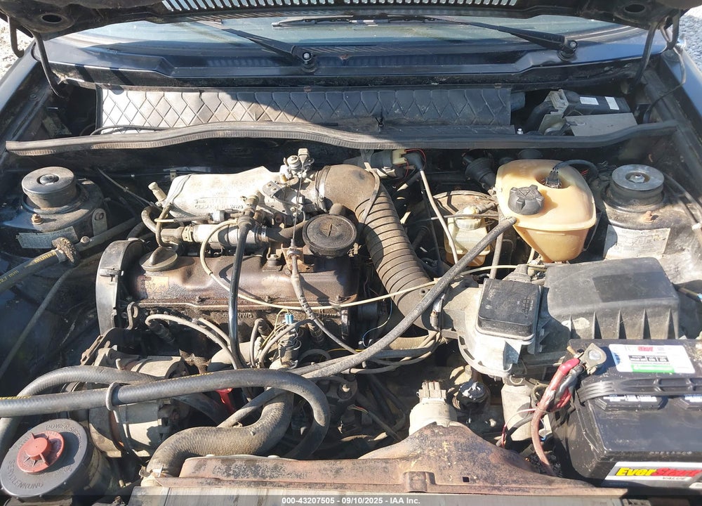 1992 VOLKSWAGEN CABRIOLET VIN: WVWCB5158NK009944