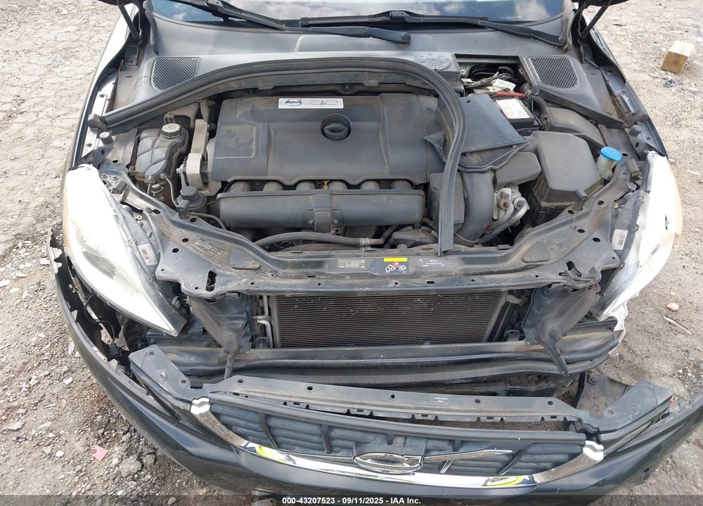2011 VOLVO XC60 VIN: YV4952DL1B2163771