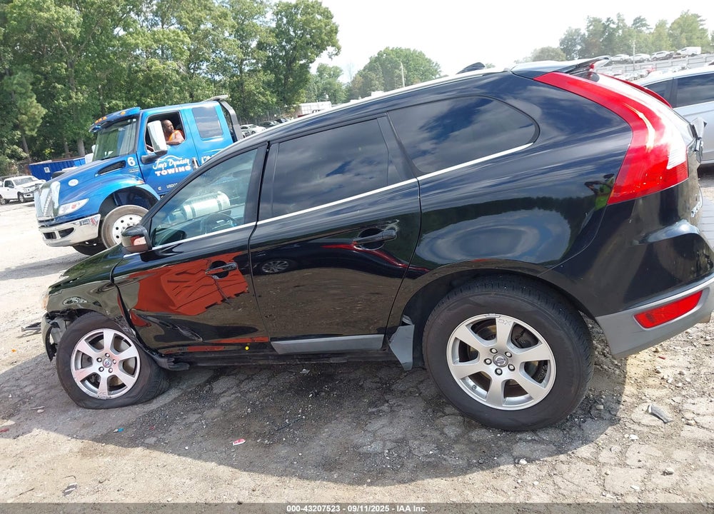 2011 VOLVO XC60 VIN: YV4952DL1B2163771