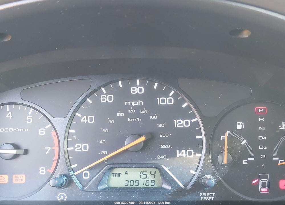 2001 HONDA ACCORD 2.3 LX VIN: JHMCG66571C025782