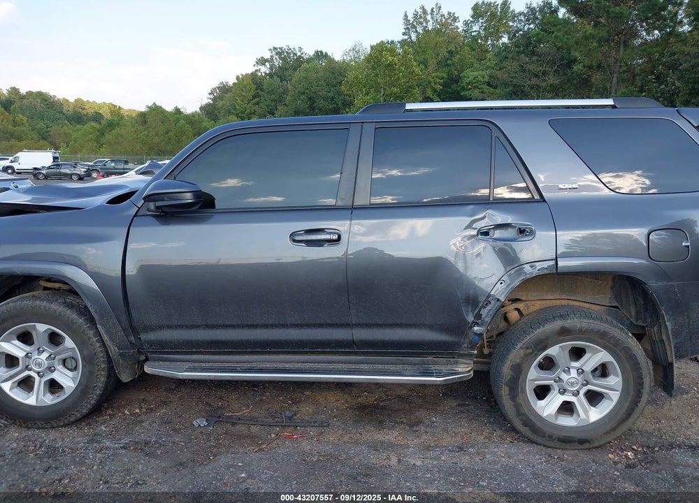 2021 TOYOTA 4RUNNER VIN: JTEMU5JR7M5928585
