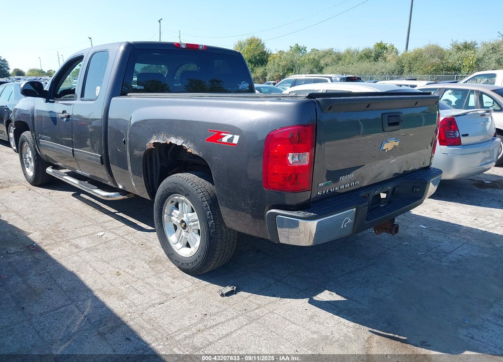 2010 CHEVROLET SILVERADO 1500 VIN: 1GCSCSE07AZ112585