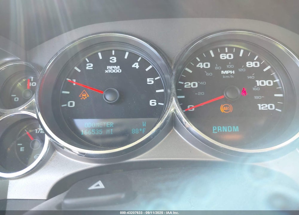2010 CHEVROLET SILVERADO 1500 VIN: 1GCSCSE07AZ112585