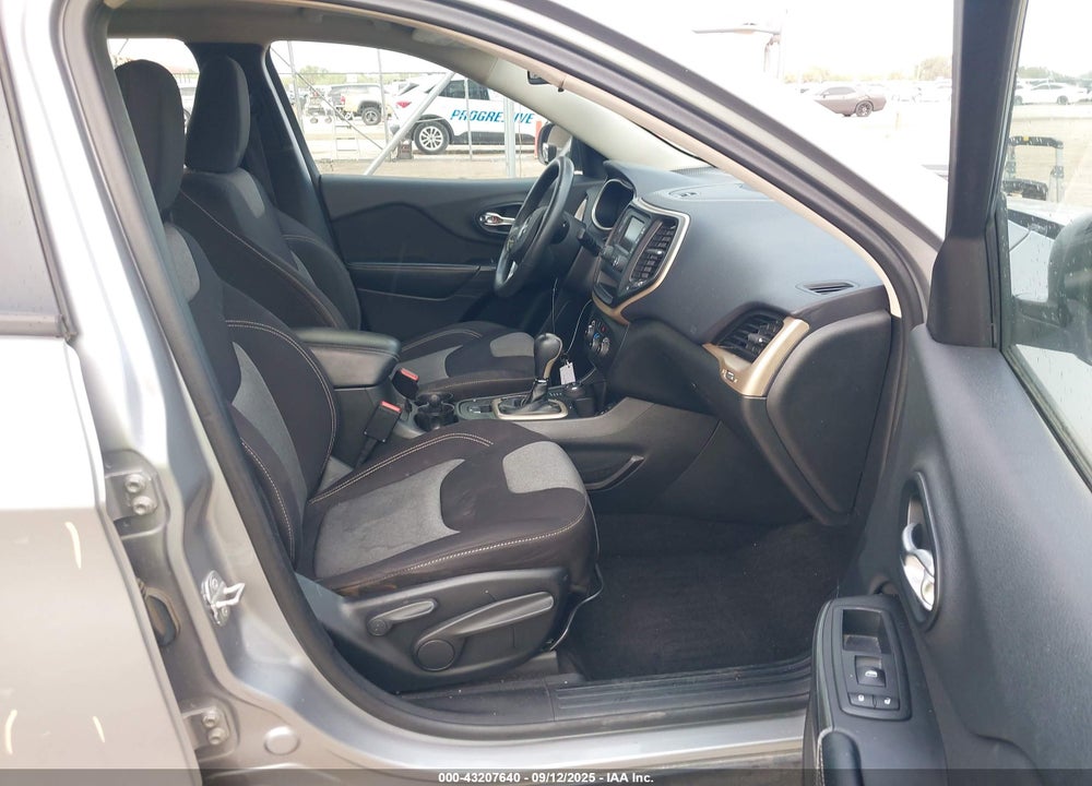 2014 JEEP CHEROKEE VIN: 1C4PJMAB4EW233404