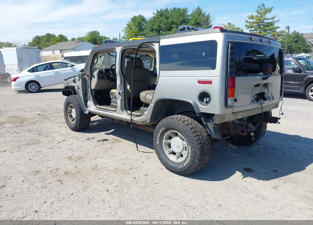 2004 HUMMER H2 VIN: 5GRGN23U44H108265