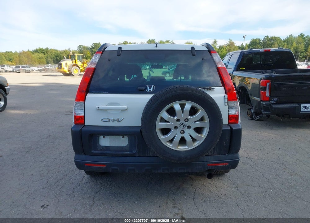 2005 HONDA CR-V EX VIN: SHSRD788X5U338604