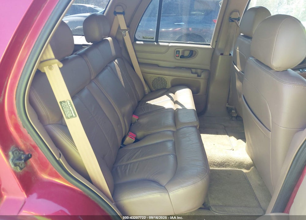 2000 CHEVROLET BLAZER LT VIN: 1GNDT13W5Y2283596