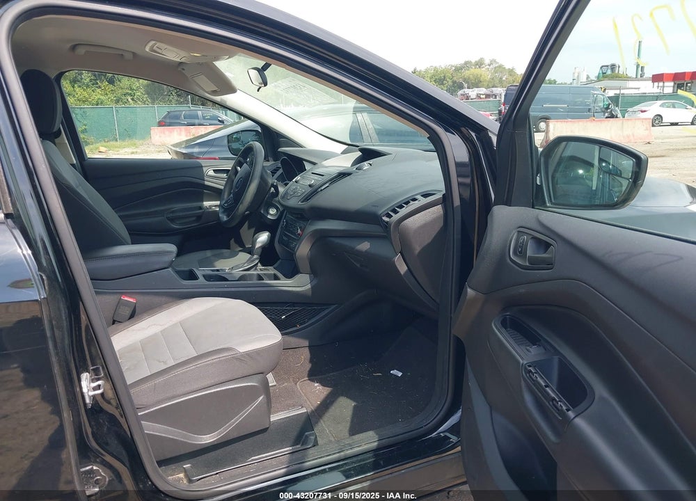 2017 FORD ESCAPE VIN: 1FMCU0F72HUF02904