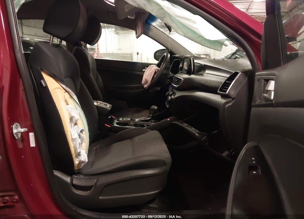 2019 HYUNDAI TUCSON VIN: KM8J2CA49KU873352