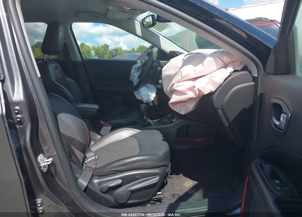 2021 JEEP COMPASS VIN: 3C4NJDDB1MT529178
