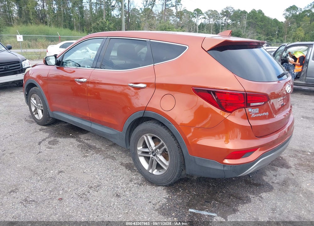 2017 HYUNDAI SANTA FE VIN: 5XYZT3LB5HG450570