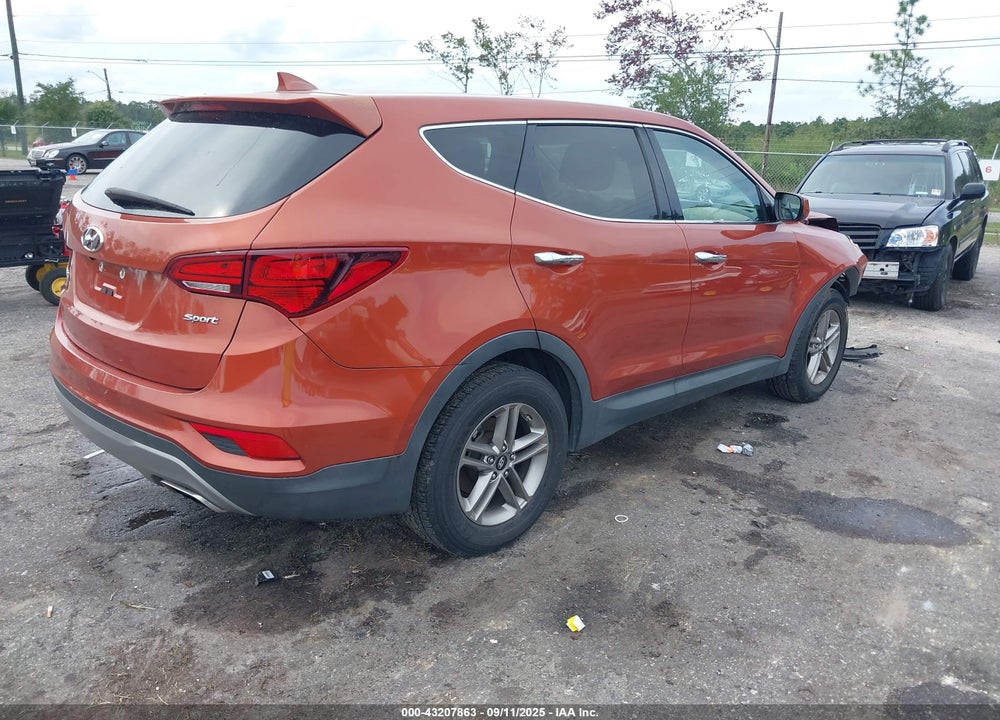 2017 HYUNDAI SANTA FE VIN: 5XYZT3LB5HG450570