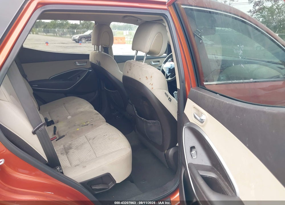 2017 HYUNDAI SANTA FE VIN: 5XYZT3LB5HG450570