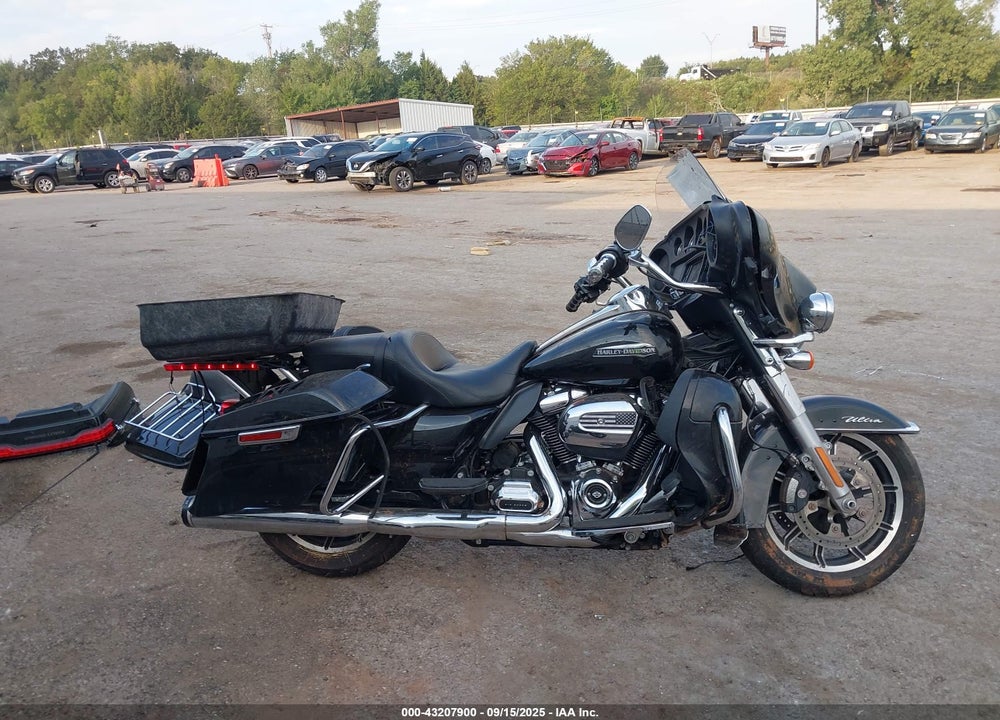 2018 HARLEY-DAVIDSON FLHTCU ULTRA CLASSIC ELECTRA GLD VIN: 1HD1FCC1XJB669096