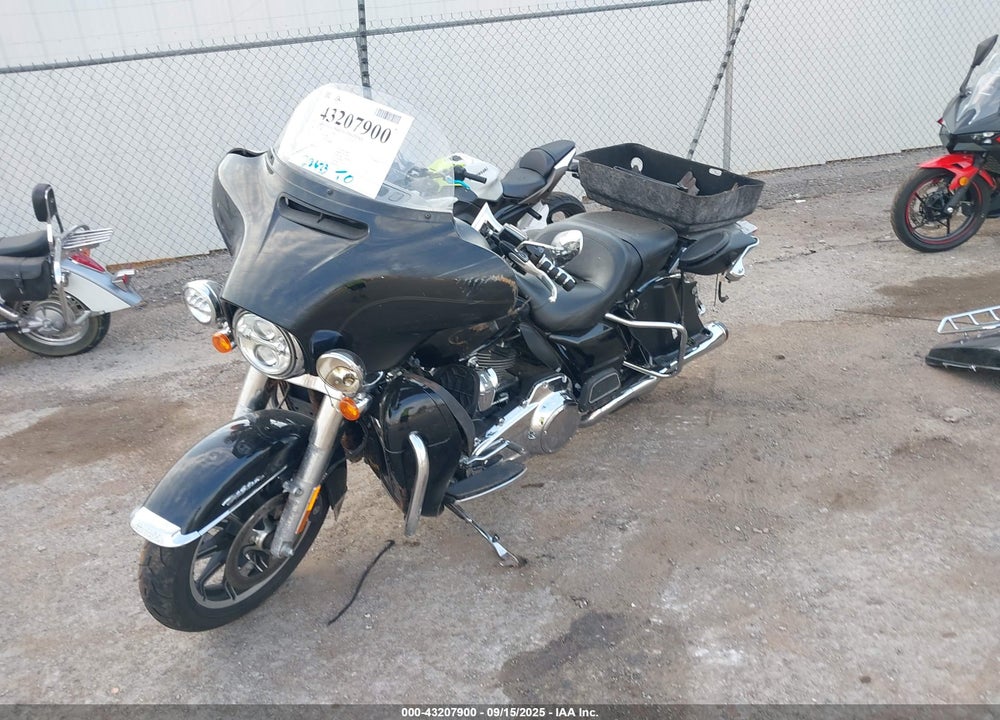 2018 HARLEY-DAVIDSON FLHTCU ULTRA CLASSIC ELECTRA GLD VIN: 1HD1FCC1XJB669096
