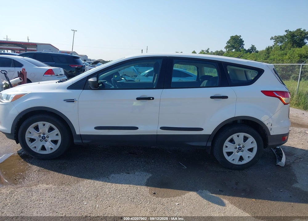 2016 FORD ESCAPE VIN: 1FMCU0F78GUB52581