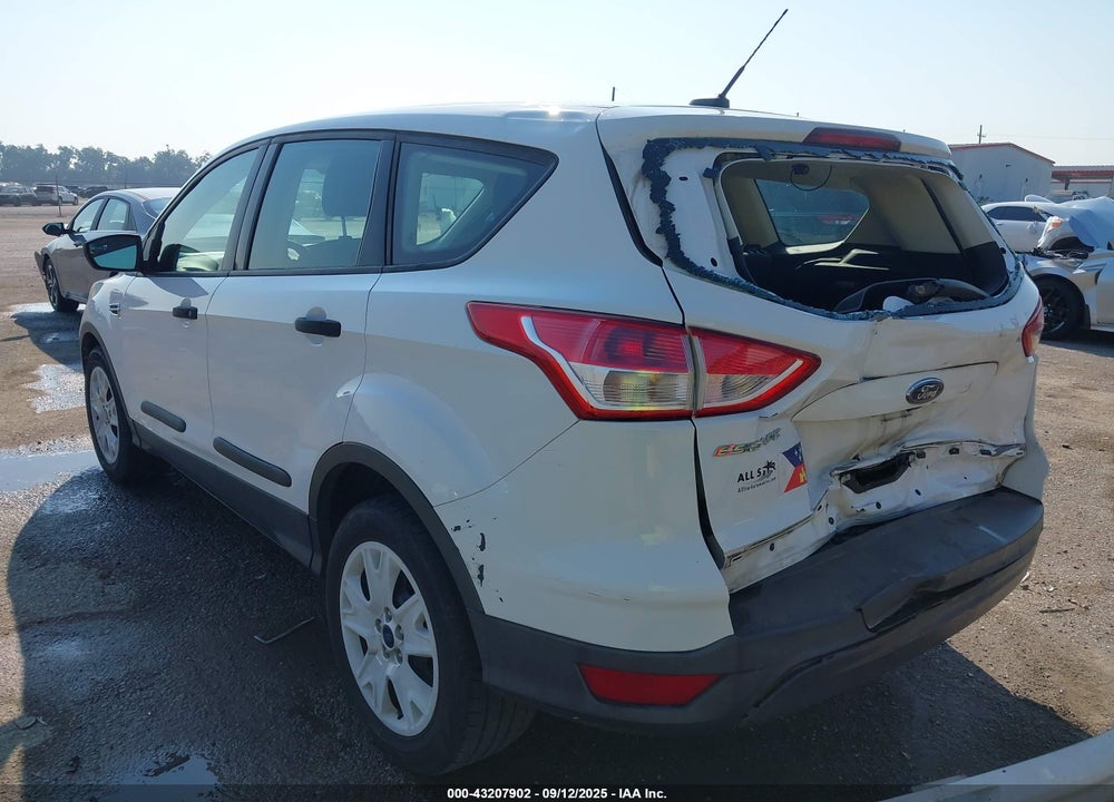 2016 FORD ESCAPE VIN: 1FMCU0F78GUB52581