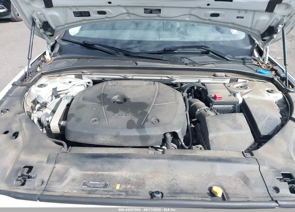 2018 VOLVO S90 VIN: LVY982MK1JP018886