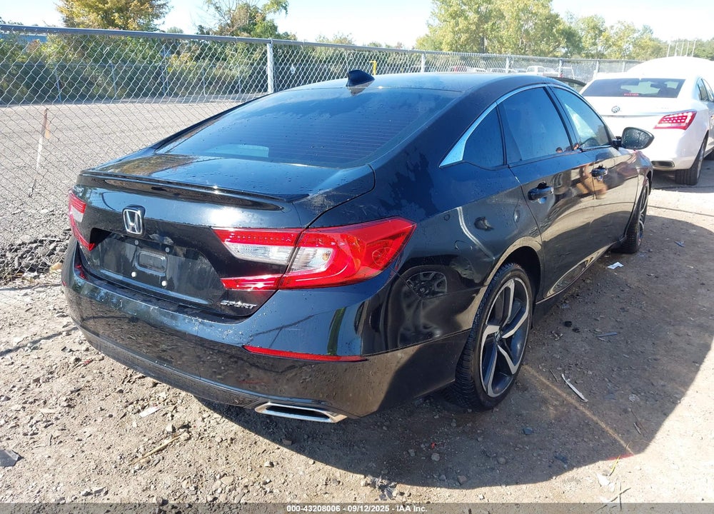 2018 HONDA ACCORD VIN: 1HGCV1F37JA030583