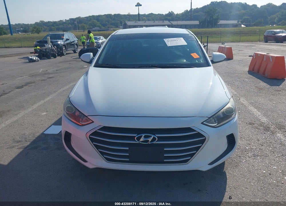 2017 HYUNDAI ELANTRA VIN: 5NPD74LF4HH173457