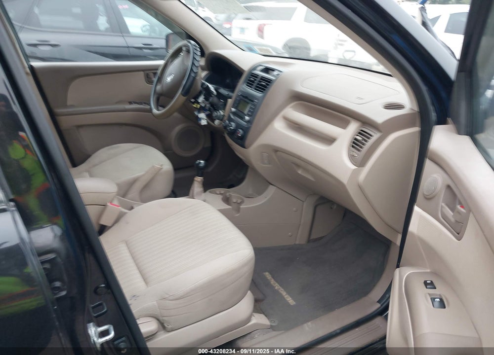 2009 KIA SPORTAGE VIN: KNDJF724897659492