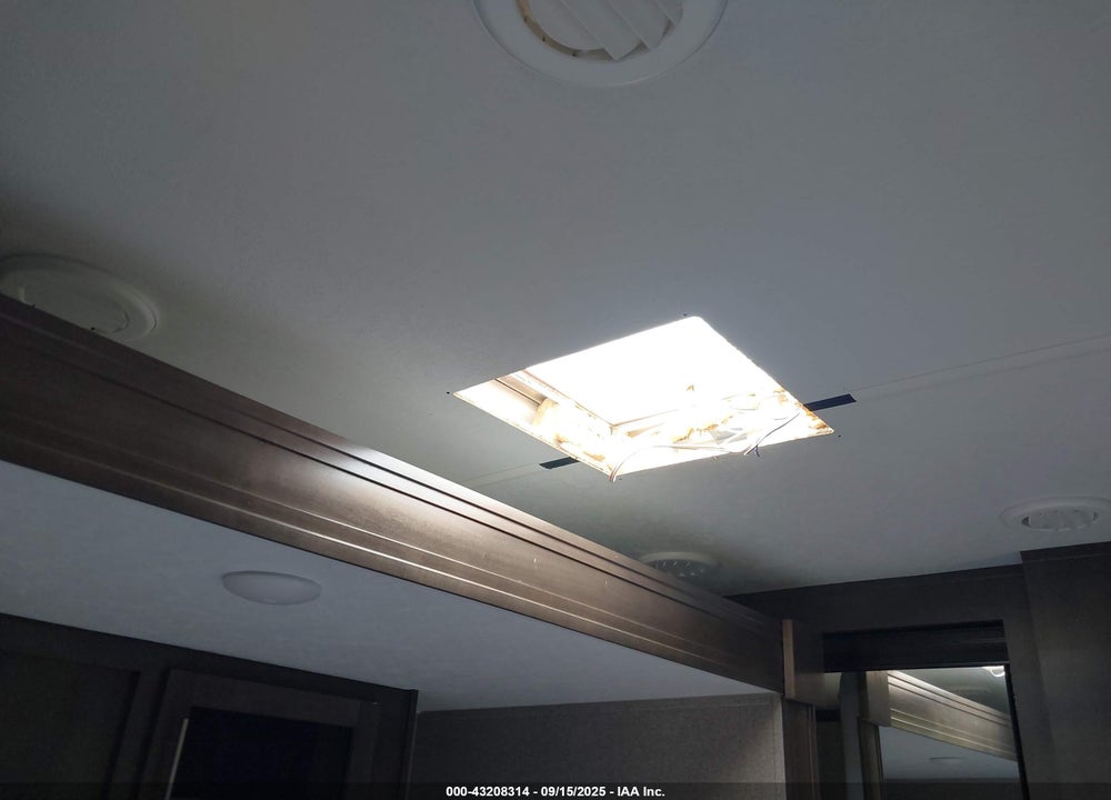 2020 FOREST RIVER ROCKWOOD VIN: 4X4TRLH28L1891206