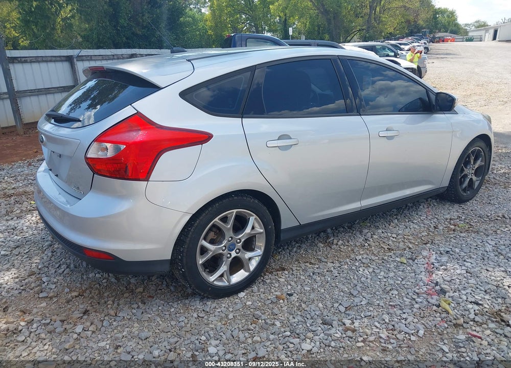 2013 FORD FOCUS SE VIN: 1FADP3K21DL121000