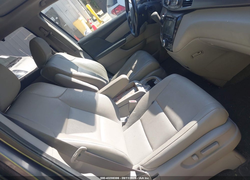 2016 HONDA ODYSSEY EX-L VIN: 5FNRL5H67GB124072