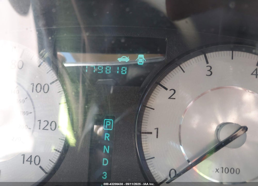 2008 CHRYSLER 300 TOURING VIN: 2C3KA53G88H269242