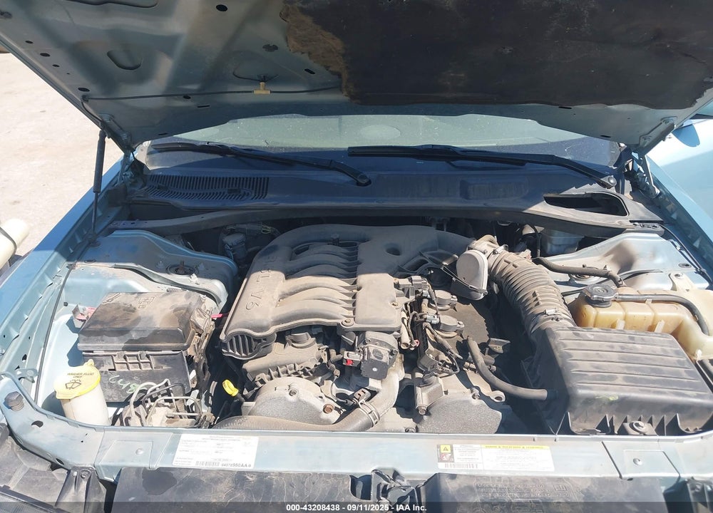 2008 CHRYSLER 300 TOURING VIN: 2C3KA53G88H269242