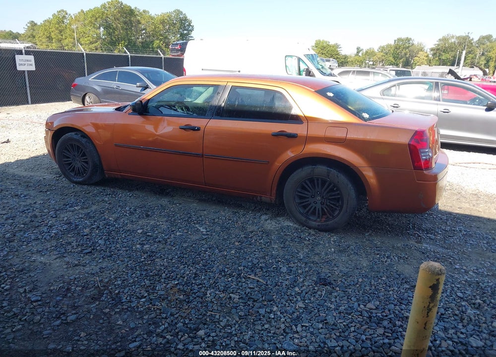 2009 CHRYSLER 300 LX VIN: 2C3KA43D79H552605