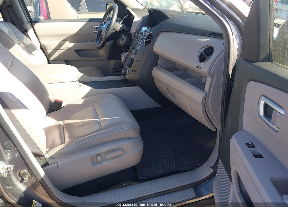 2013 HONDA PILOT VIN: 5FNYF4H6XDB043561