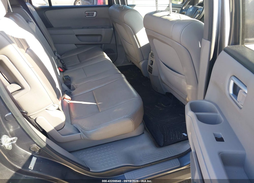 2013 HONDA PILOT VIN: 5FNYF4H6XDB043561