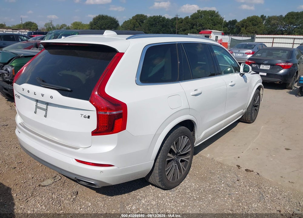 2021 VOLVO XC90 T6 MOMENTUM 6 PASSENGER VIN: YV4A221K0M1678903