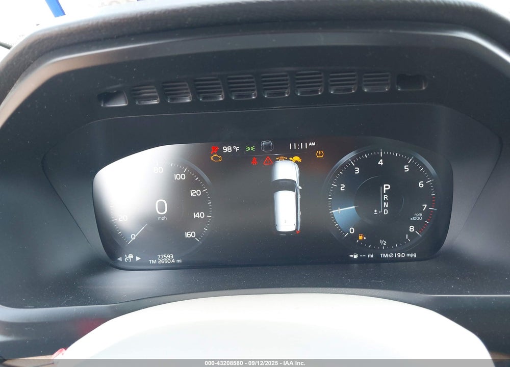 2021 VOLVO XC90 T6 MOMENTUM 6 PASSENGER VIN: YV4A221K0M1678903