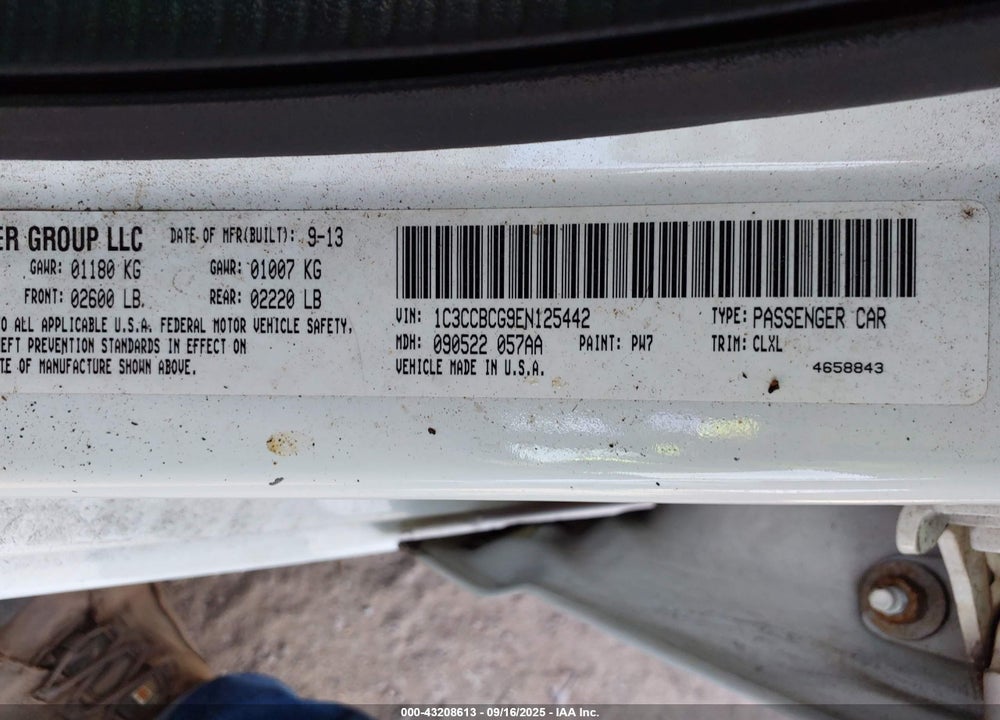 2014 CHRYSLER 200 VIN: 1C3CCBCG9EN125442