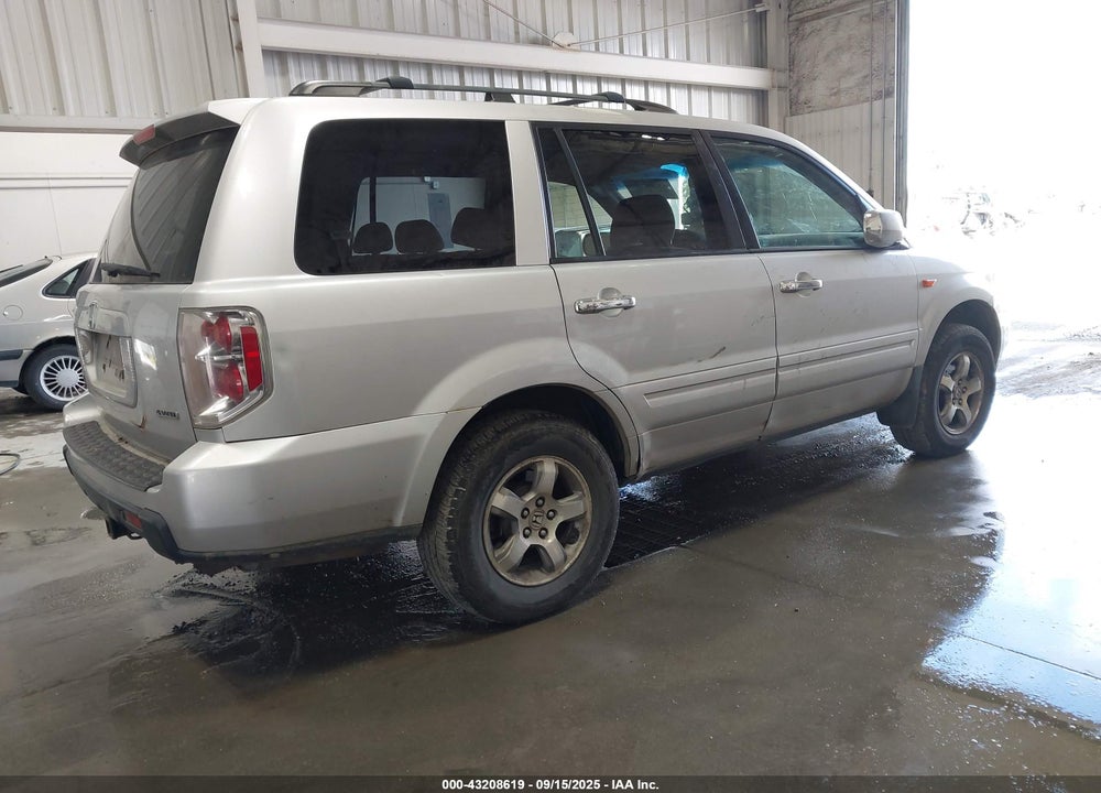 2006 HONDA PILOT EX VIN: 2HKYF18456H506160